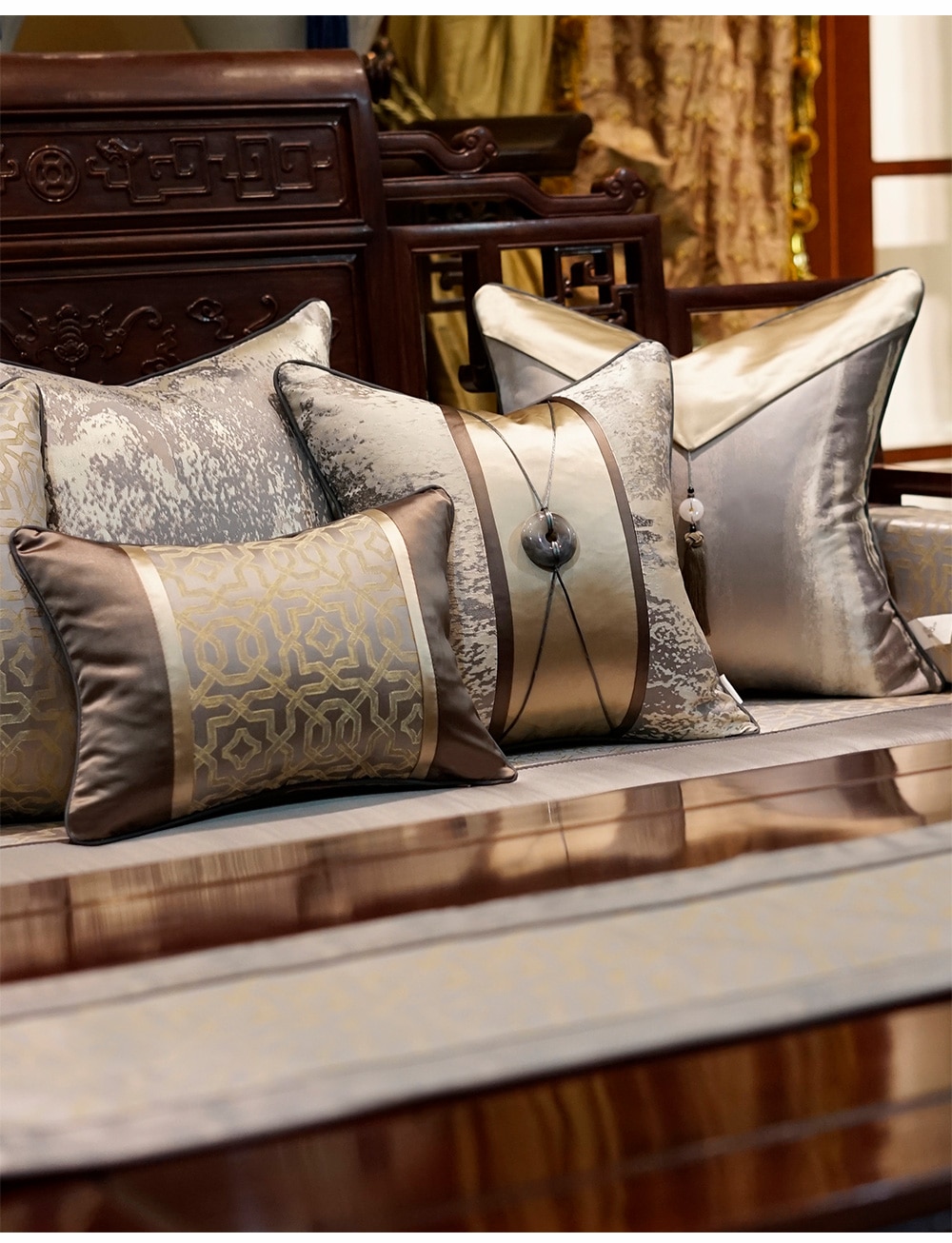 Avigers Luxury Modern Chinese Style Patchwork Throw Pillow Covers Brown Grey Cushion Covers with Tassels 45 x 45 50 x 50cm Avigers Luxury Modern Chinese Style Patchwork Throw Pillow Covers Brown Grey Cushion Covers with Tassels 45 x 45 50 x 50cm